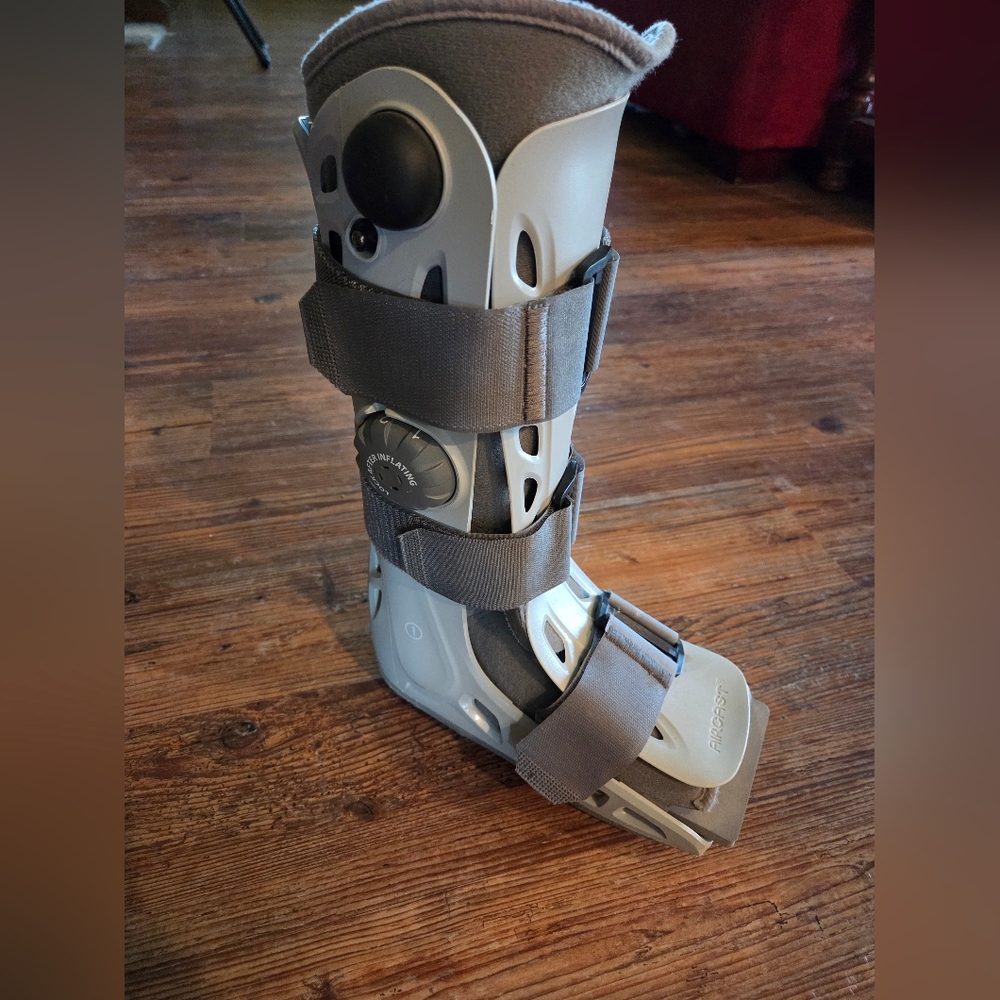 Gray Medical Walking Boot Air Cast - Small